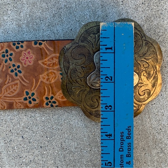 Chicos Leather Statement Belt Tooled Multicolor Floral Boho Hippy Wide Womens  M - Picture 13 of 15